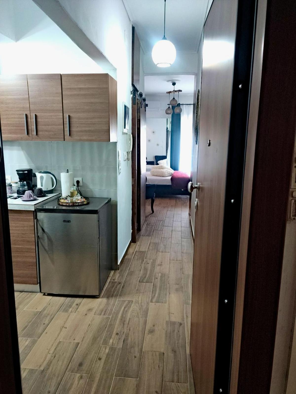 Deluxe Apartment Corinth Exterior photo